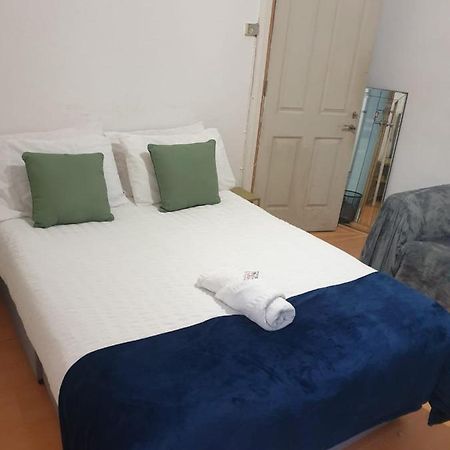 Balham, South London Spacious Guest House F2, 6 Rooms Available Экстерьер фото